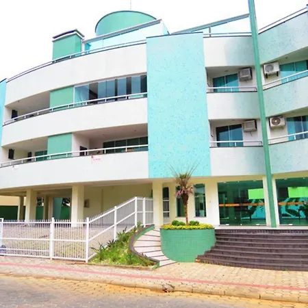 Apartamento Encantador, Com Piscina No Condominio-3